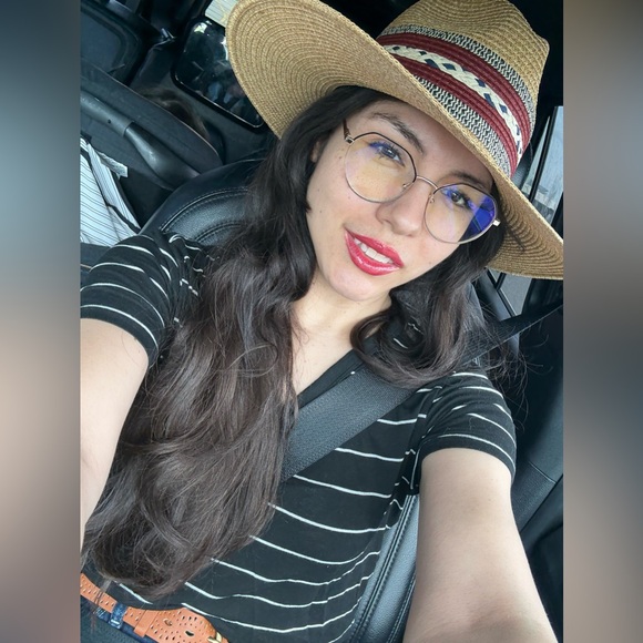 Stylish Tan and Red Women's Straw Hat - Picture 3 of 9